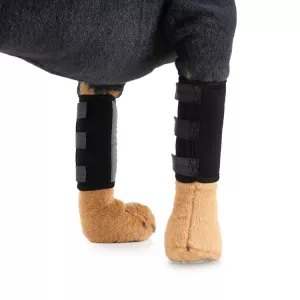Ochranný kryt na koleno pro psy po operaci, velikost M (Černá reflexe) TopTechnology