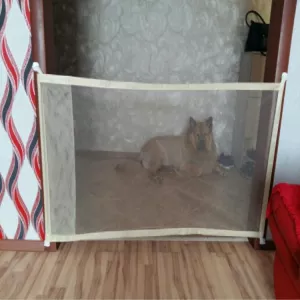 Přenosné bezpečnostní dveře pro psy a kočky - Beige (110cm x 72cm) TopTechnology Přenosné bezpečnostní dveře pro psy a kočky - Beige (110cm x 72cm) TopTechnology