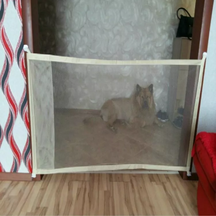 Přenosné bezpečnostní dveře pro psy a kočky - Beige (110cm x 72cm) TopTechnology