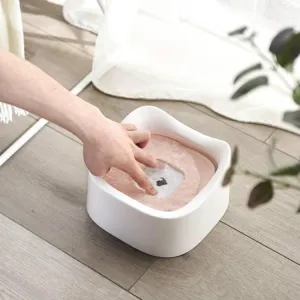 Plovoucí miska na pití pro domácí zvířata bez mokrého čumáku (Sakura prášek) TopTechnology